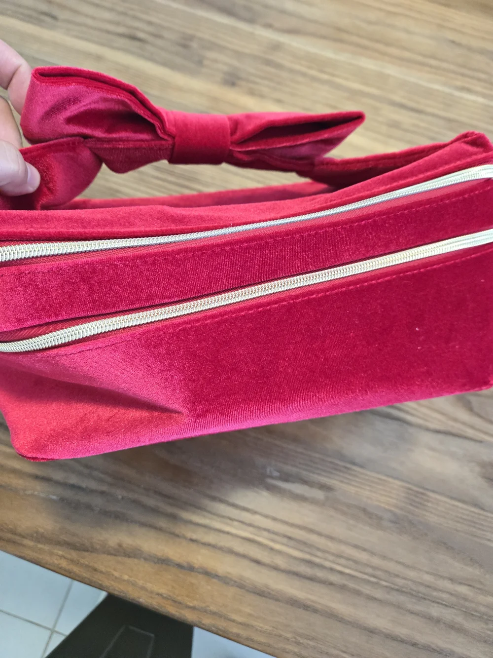 Estee Lauder Luxurious Red velvet velour bow Cosmetic makeup Case travel bag NEW